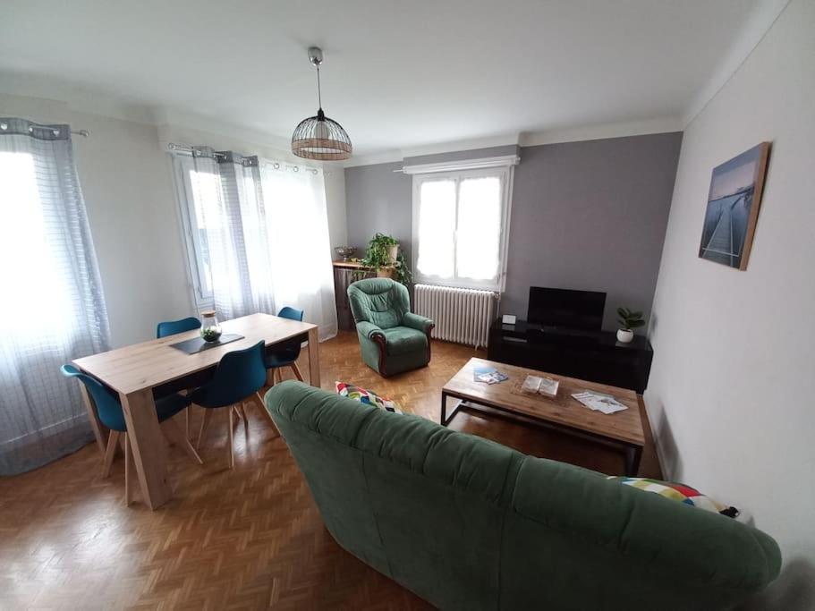 Appartement Dans Villa Pau Exteriér fotografie